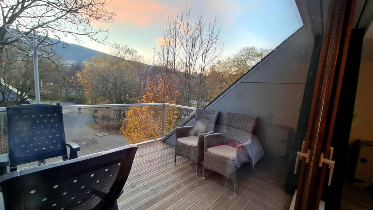 Le Salmoyard, Studio Au Bord Du Lac A Vielsalm Exterior foto